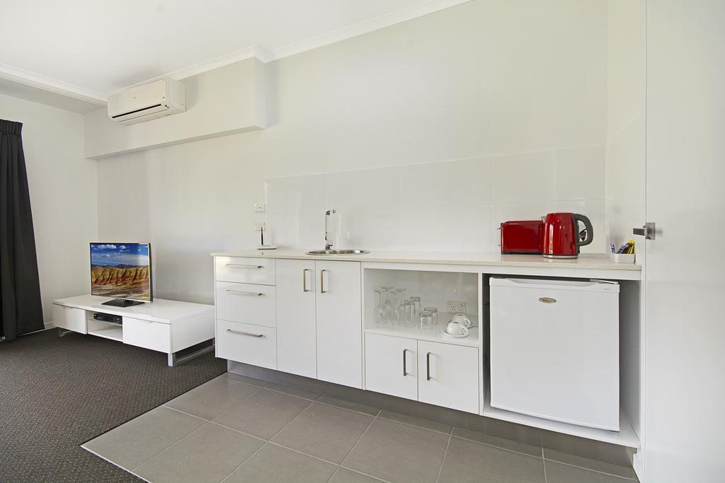 Cooroy Luxury Motel Apartments Номер фото